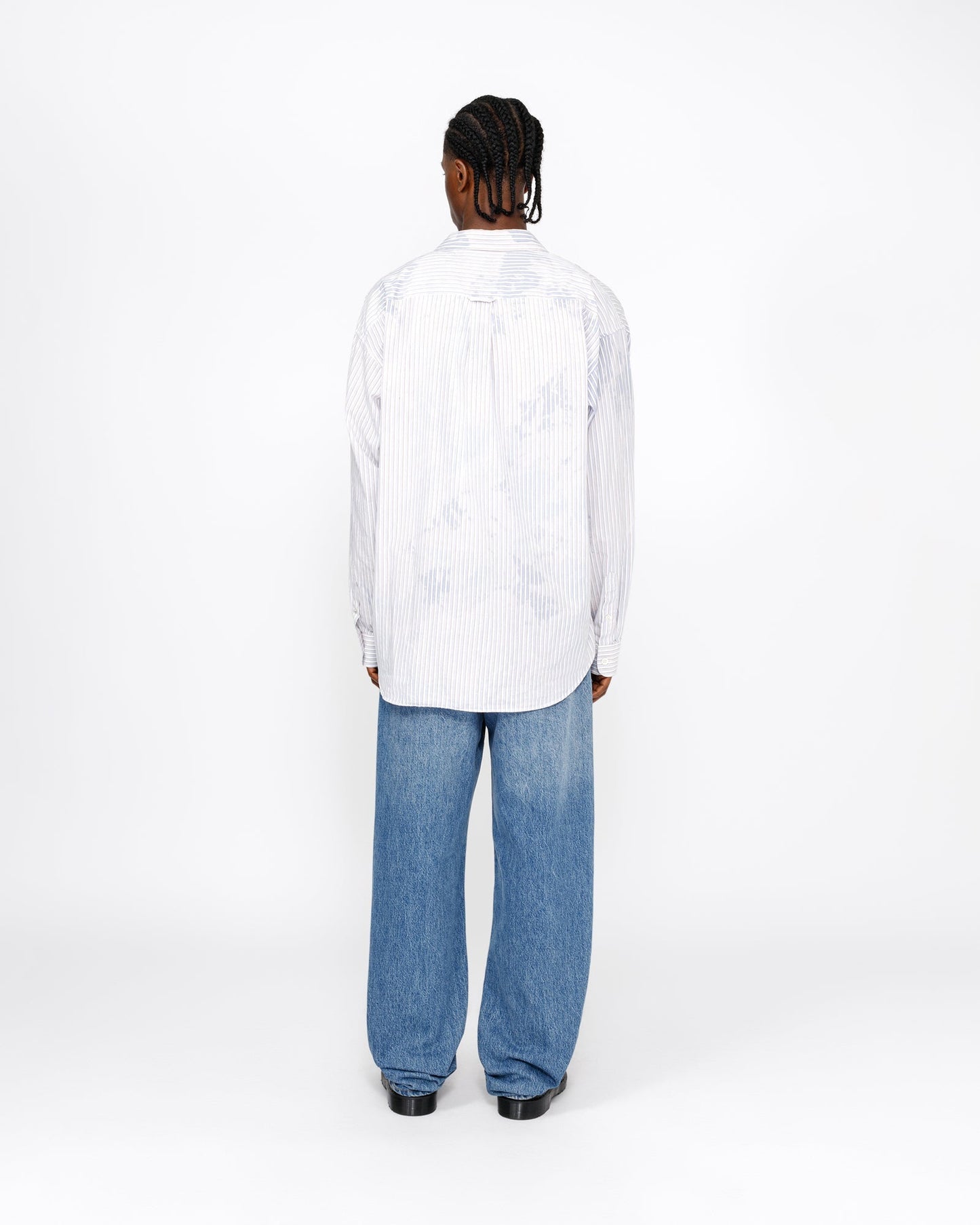 NOUVEAU JEAN CLASSIQUE EN DENIM