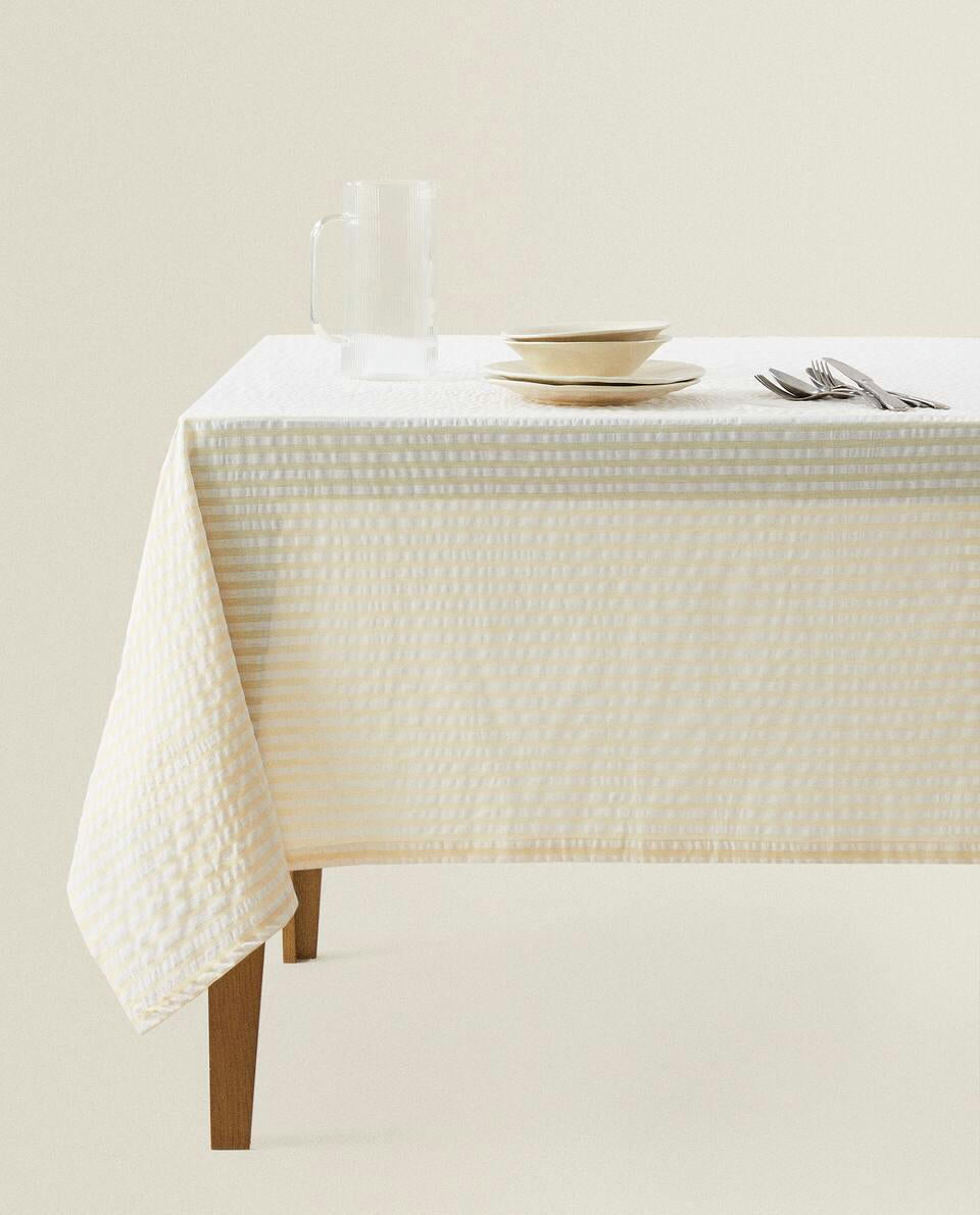 STRIPED TABLECLOTH