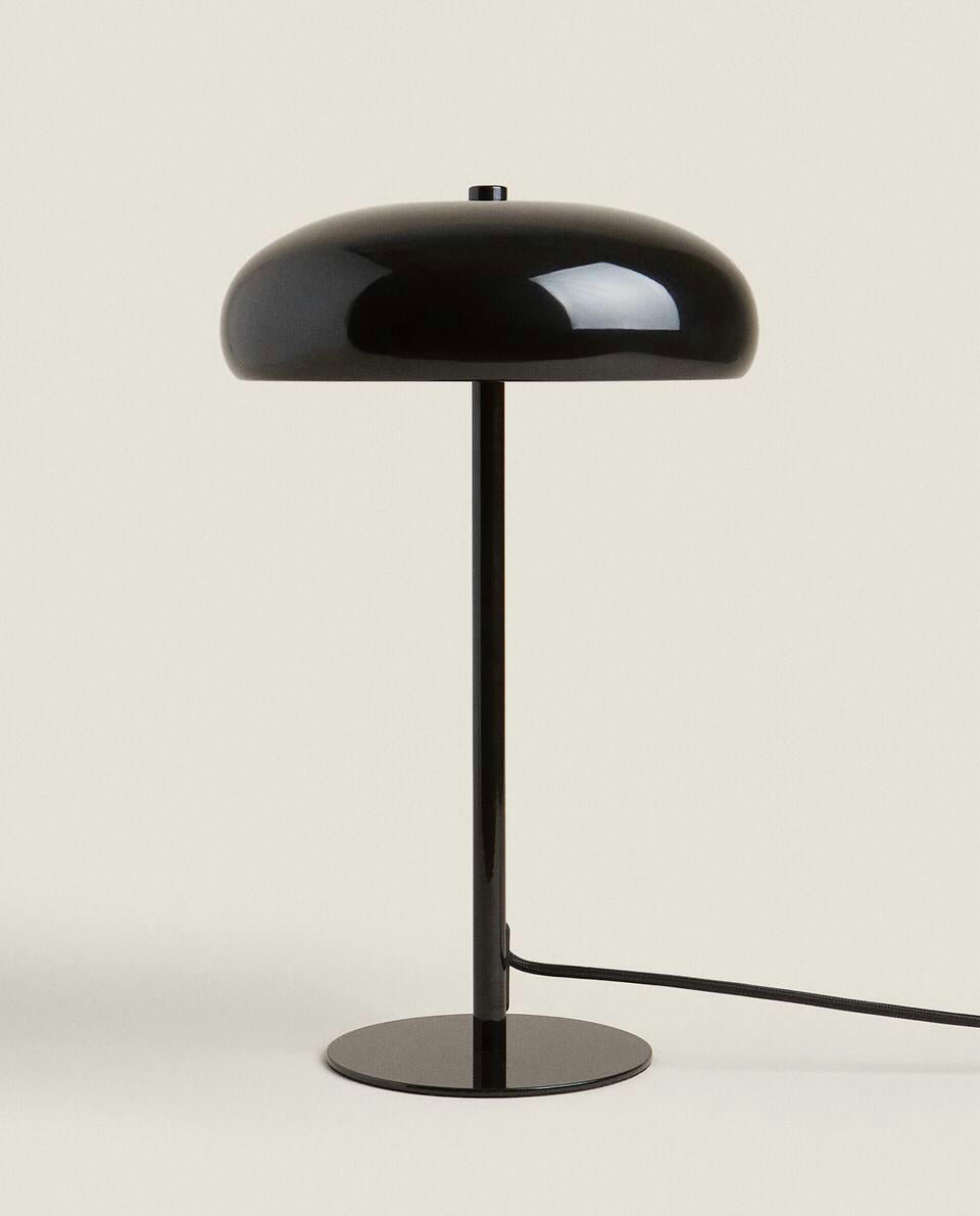 LARGE MONOCHROME LAMP