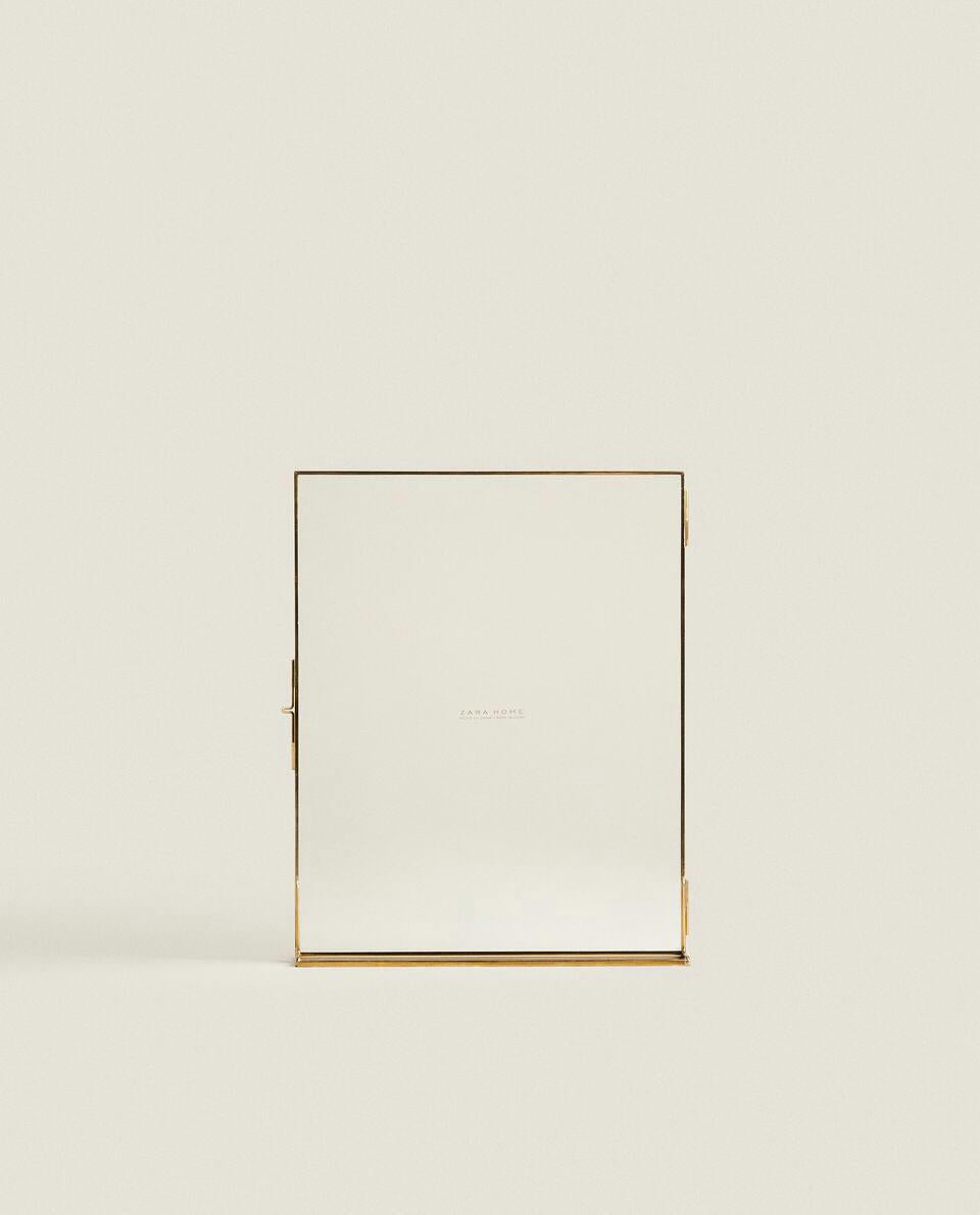 GOLD FRAME